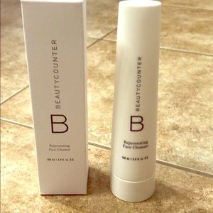 Rejuvenating Face Cleanser
